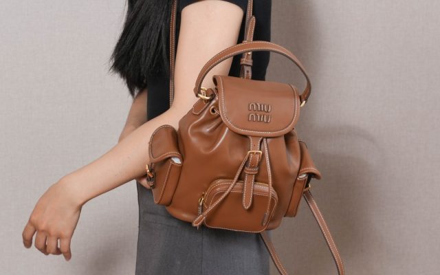 ブラウン系その他を服に合わせるなら見るべき3点