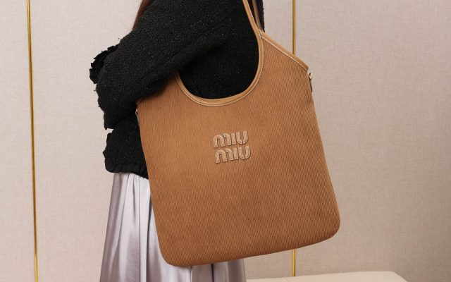 物価高でも選びやすいハンドバッグ：ブランドアイテムを自然に取り入れる