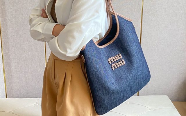 バッグ選びで迷ったら：トートバッグの価格と使い道