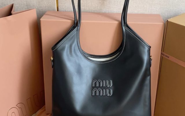 休日用に検討したいバッグ：写真と商品リンク付き