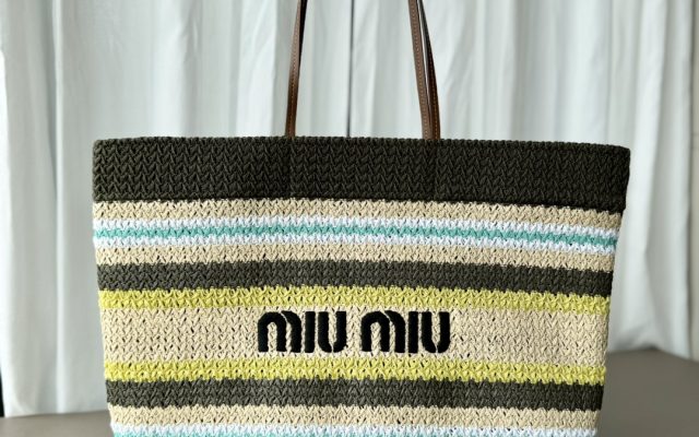 ブランドアイテムのトートバッグは価格・収納・合わせ方でどう見るか