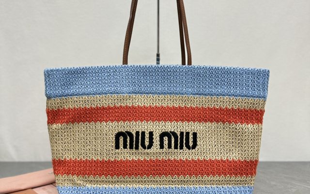 物価高でも選びやすいトートバッグ：ブランドアイテムを自然に取り入れる