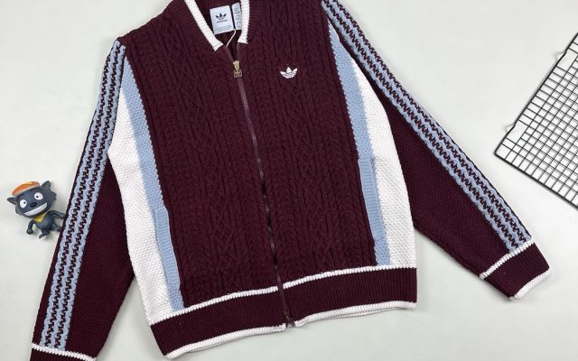 休日用に検討したい服装：写真と商品リンク付き