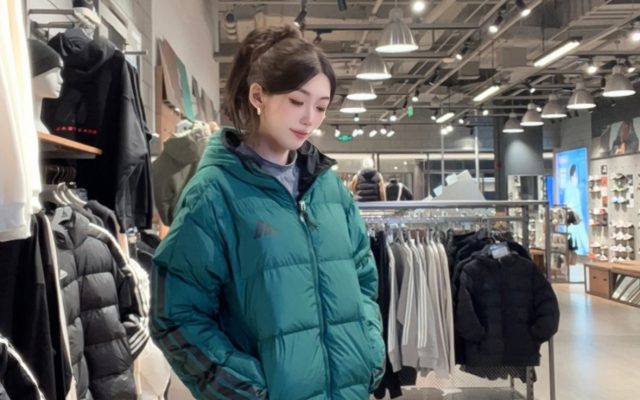 休日用に検討したい服装：写真と商品リンク付き