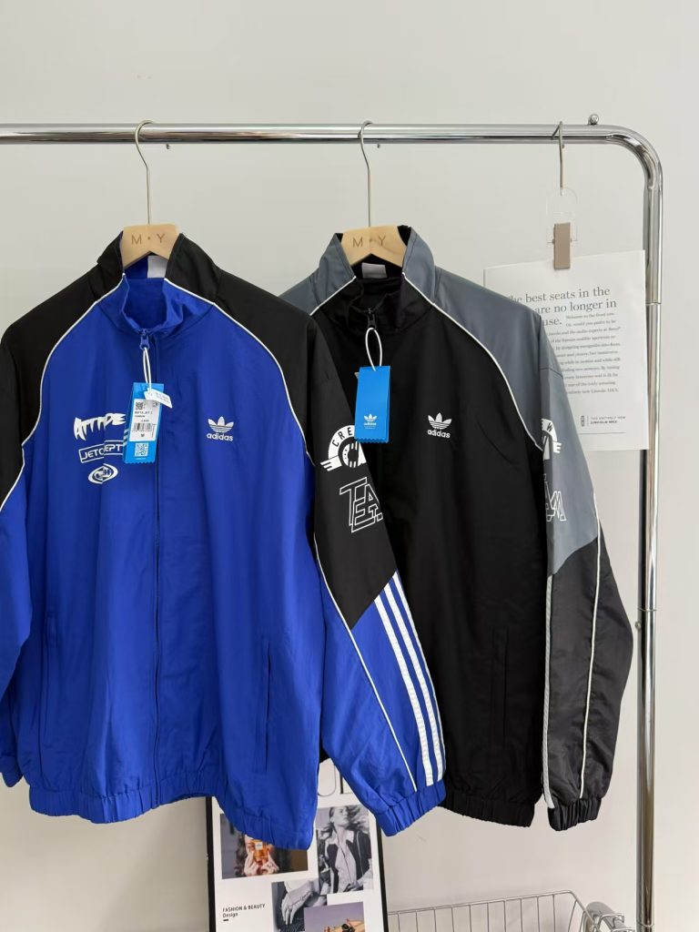 ブランドアイテムのジャケットは価格・収納・合わせ方でどう見るか
