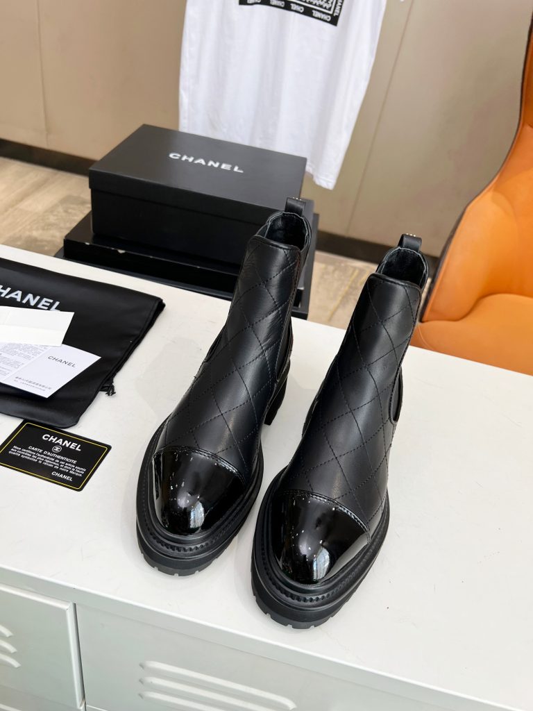シャネル　CHANEL　ブーツ　人気靴　レディース　レディース靴　boots　女性　オシャレ　ショットブーツ - 画像 5