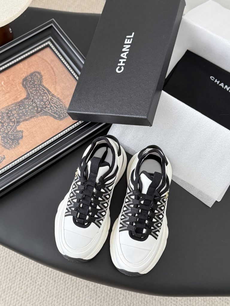 CHANELのスニーカーは価格・収納・合わせ方でどう見るか