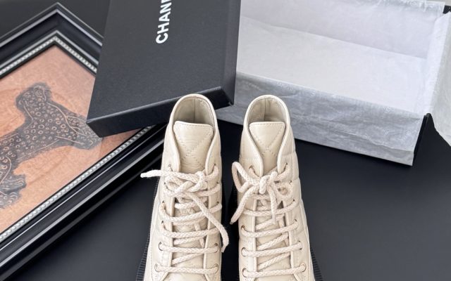 物価高でも選びやすい靴：CHANELを自然に取り入れる