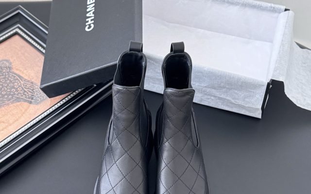 通勤目線で見るCHANELの靴の印象