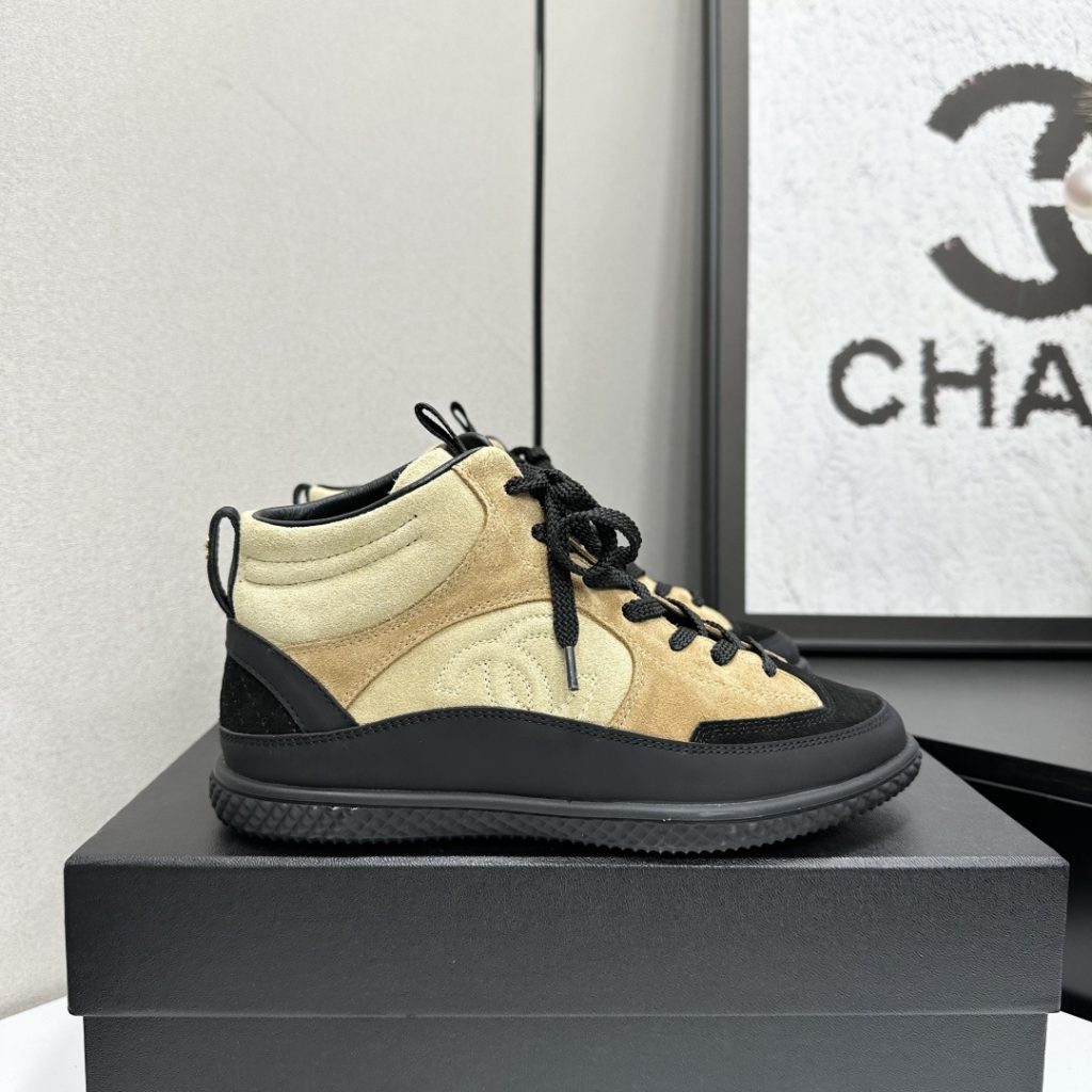 週末で手が伸びるCHANELの靴の条件