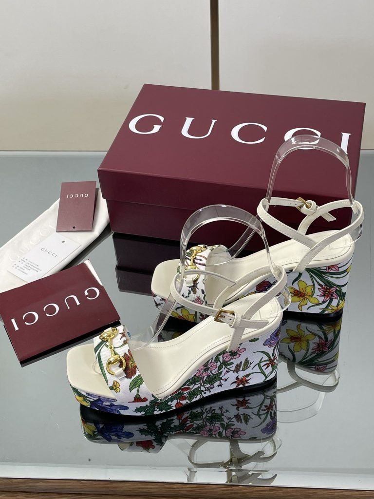 GUCCI グッチ フラットシューズ フラワー柄 シューズ サンダル フラット サンダル ハイヒール 花柄 38サイズ 551545 - 画像 4