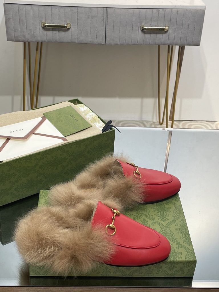 GUCCI グッチ フラットシューズ 本革 毛先 レッド - 画像 5