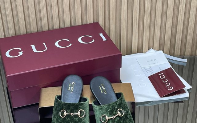 ユニセックスの節約買いに向く靴か写真でチェック