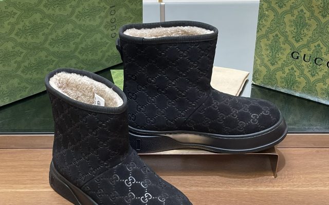 物価高でも選びやすい靴：Gucciを自然に取り入れる