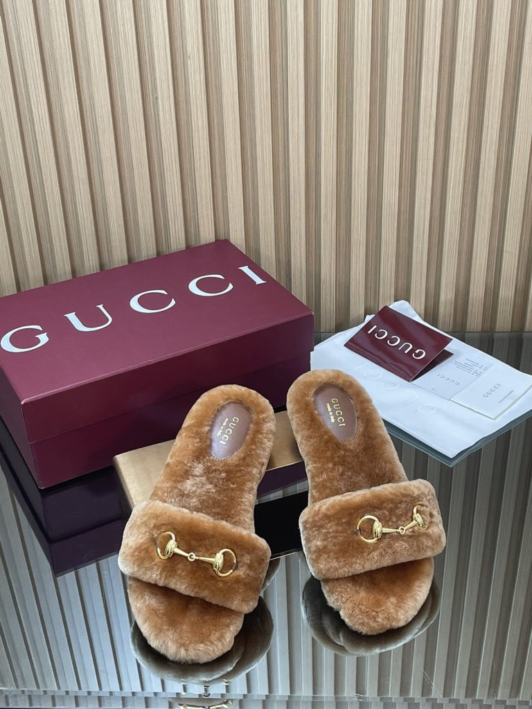 Gucciの靴を予算内で探す前に見るブラウンのポイント