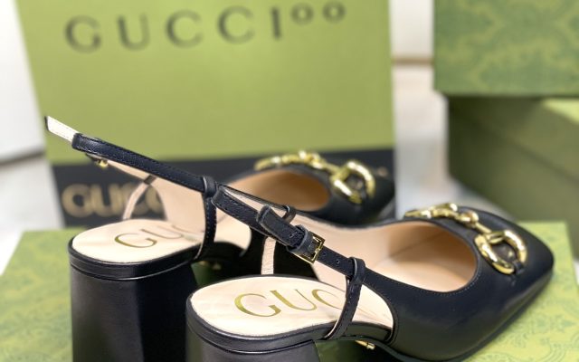 食事会目線で見るGucciの靴の印象
