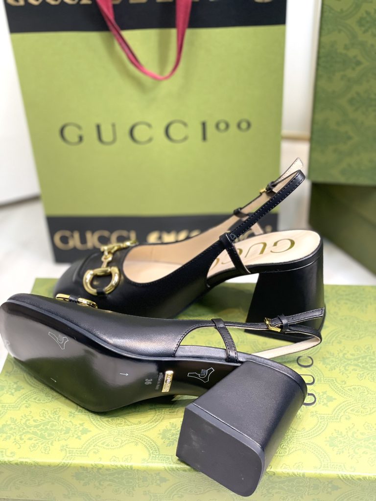 GUCCI グッチ フラットシューズ 本革 軽量 ブラック - 画像 4