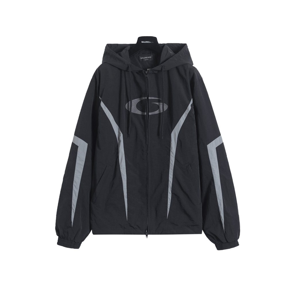 BALENCIAGA バレンシアガ フード付きジャケット 本革 通勤 通学 ブラック｜季節の変わり目で使いやすいファッションアイテムを写真…