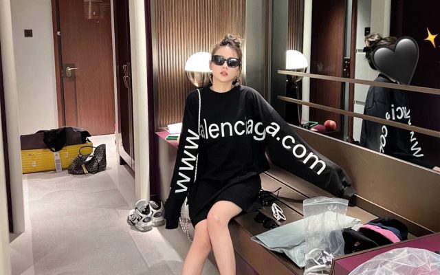 街歩き用に検討したい服装：写真と商品リンク付き