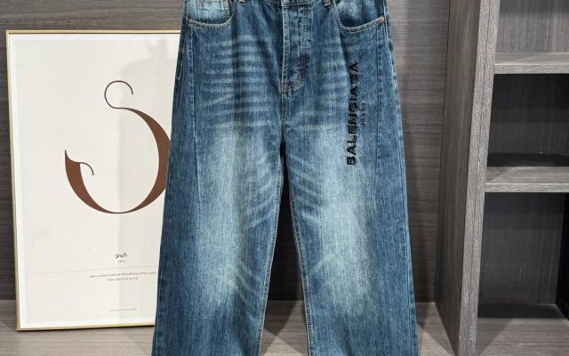ブランドアイテムのその他は価格・収納・合わせ方でどう見るか