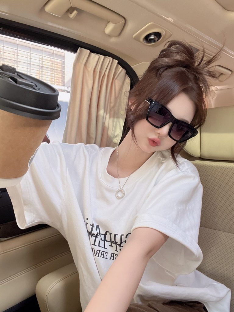 CELINE セリーヌ サングラス フレーム：P125 2025年新作 ブランド小物｜旅行の日に写真で選び方を確認