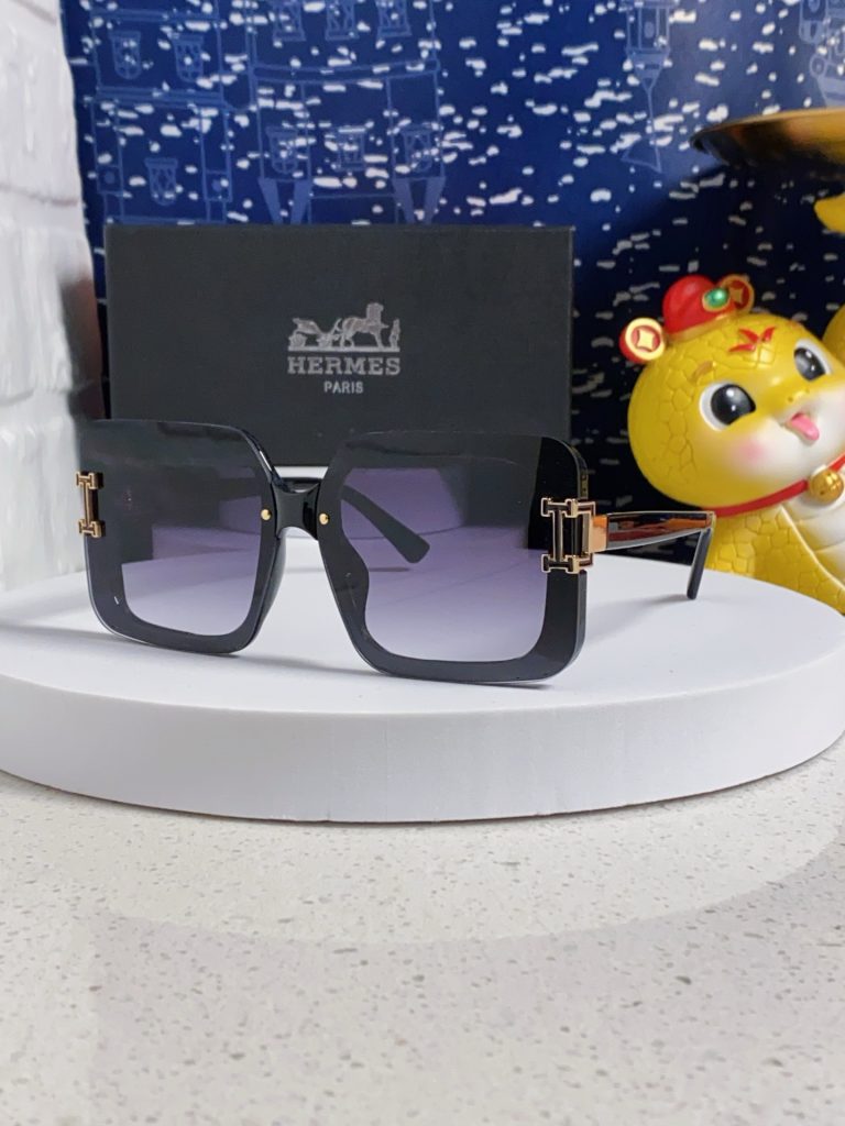 HERMES ヘルメス サングラス 大きめ フレーム 高級感 フレーム レディース メンズ…｜旅行に使いやすいファッションアイテムを写真で…