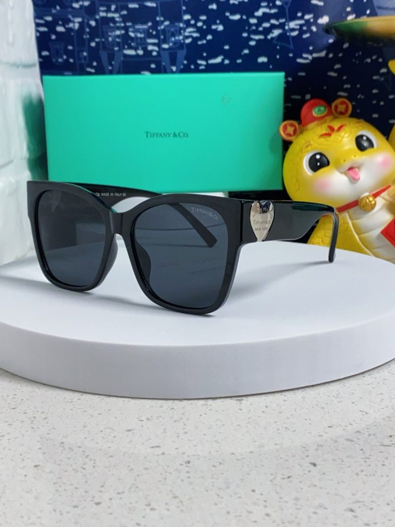 TIFFANY CO. TIFFANY & Co. ティファニー サングラス 偏光 メンズ レディース 方形 0TF…｜休日に使いやすいフ…