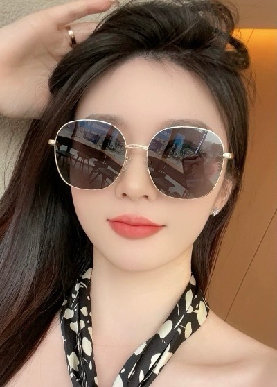 食事会で使いやすいGucciのその他を写真で確認