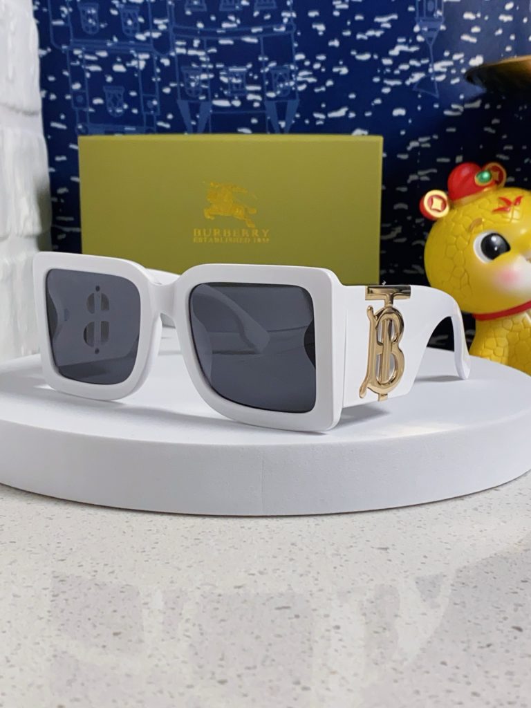 BURBERRY BE BURBERRY バーバリー サングラス 25年新款 BE4406U 大サイズ Bロゴ トレ…｜仕事帰りに使いやす…