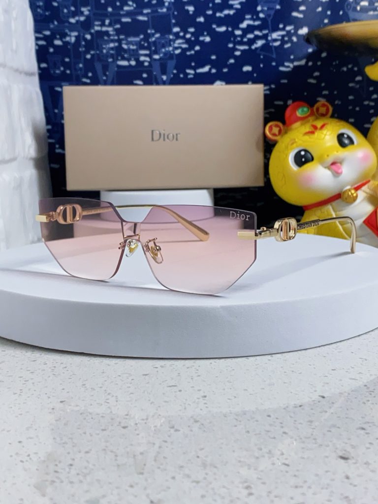 DIOR ディオール サングラス フレームレス メンズ レディース ブランド小物|仕事帰りに使いやすさを写真で整理