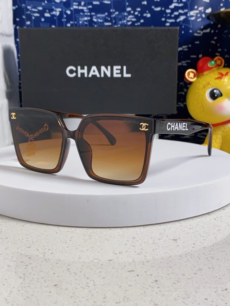 CHANEL シャネル 方形サングラス レディース 偏光 ブランド小物|毎日に失敗しにくい選び方