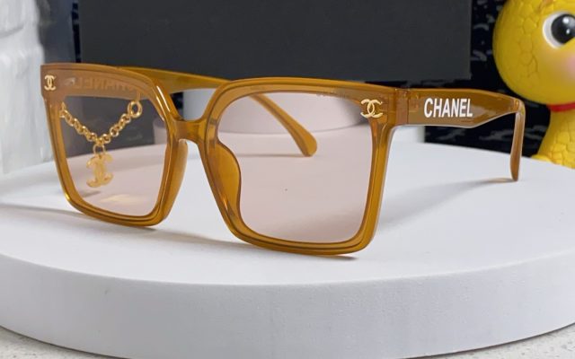 食事会で使いやすいCHANELのその他を写真で確認