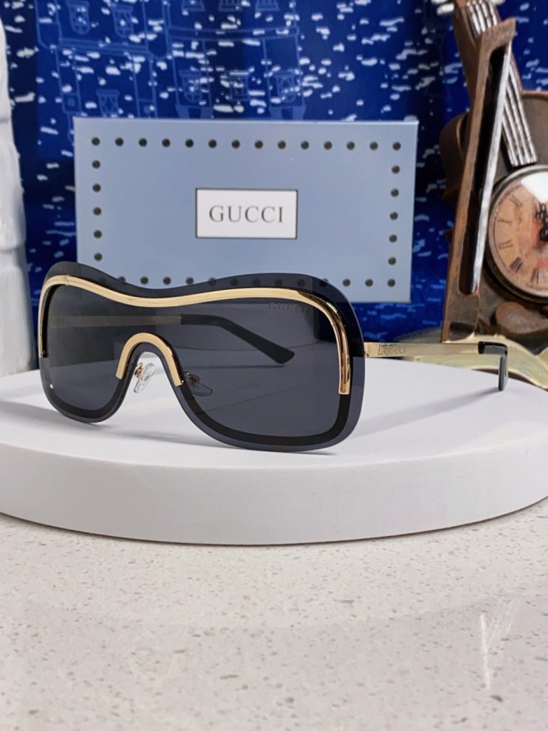 GUCCI グッチ サングラス 2025年新作 フューチャー ブランド小物｜旅行の日に選ぶ前の確認ポイント