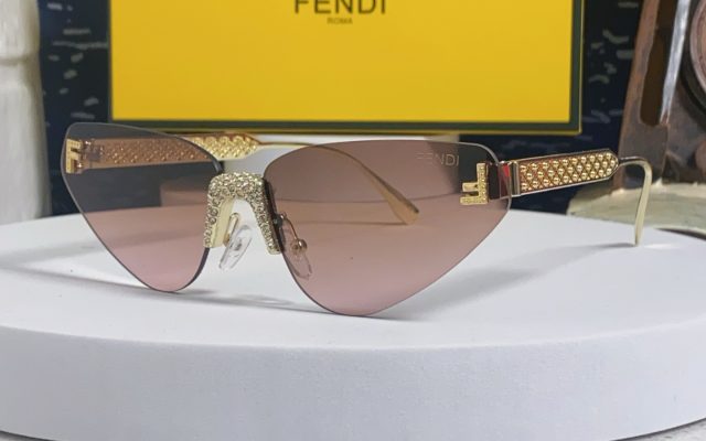 FENDIのその他は価格・収納・合わせ方でどう見るか