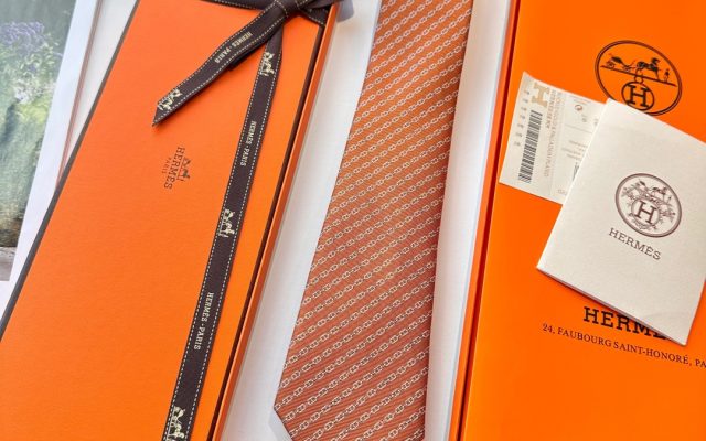 ブランドアイテムのその他は価格・収納・合わせ方でどう見るか