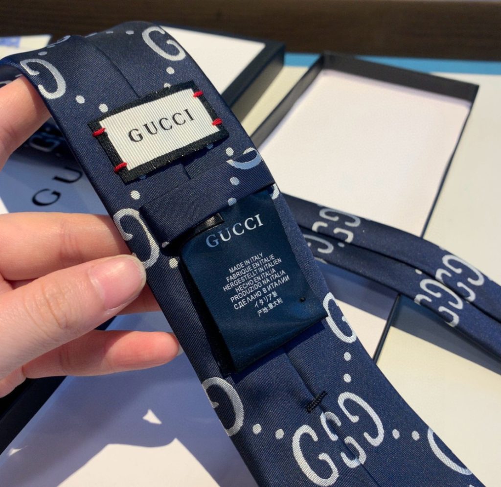 GG柄 ネクタイ グッチ風 グッチ調 ファッション プレゼント ホスト 衣装 高級シルク調 光沢 ネイビー - 画像 7