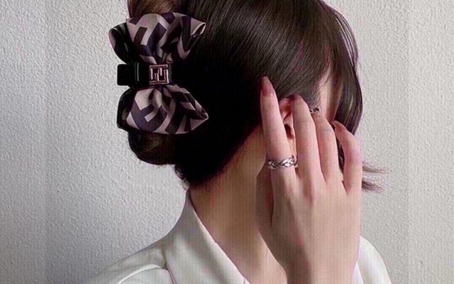 食事会で使いやすいFENDIのその他を写真で確認
