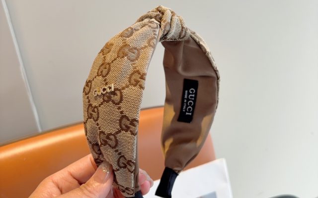 Gucciのその他は価格・収納・合わせ方でどう見るか