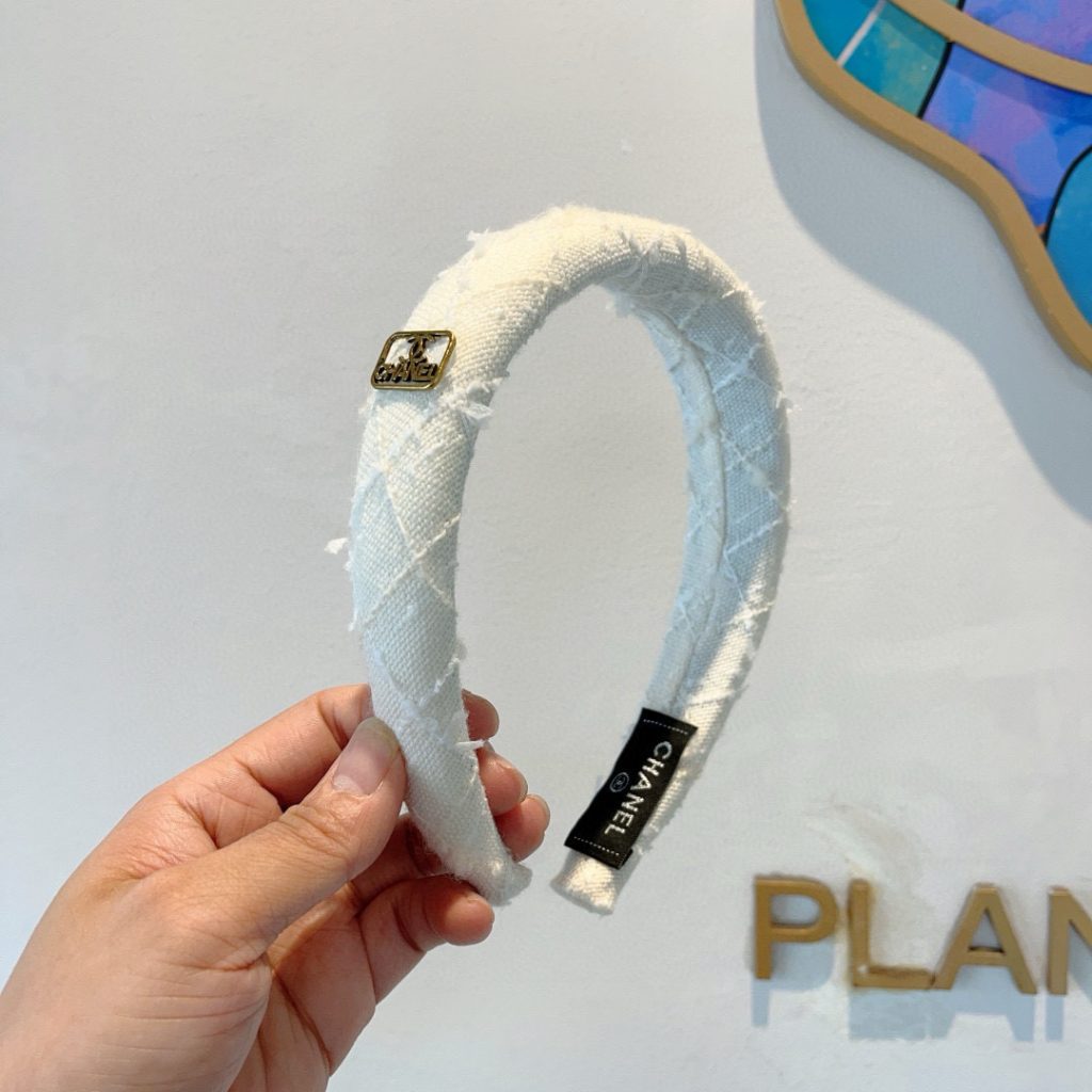 CHANEL シャネル ヘアバンド 本革 通勤 全2色 ブランド小物|旅行の日に選ぶ前の確認ポイント