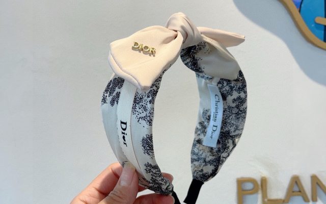 ベージュ系その他を服に合わせるなら見るべき3点