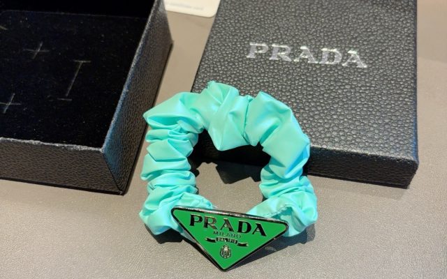日常で使いやすいPradaのその他を写真で確認