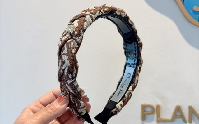 Diorのその他を予算内で探す前に見るブラックのポイント