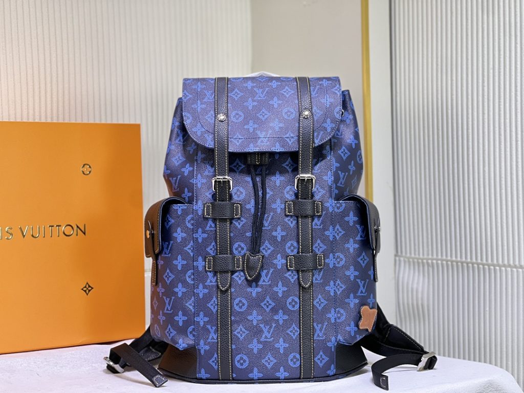 LOUIS VUITTONのメンズバッグを予算内で探す前に見る写真のポイント